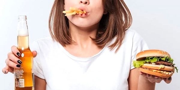 Czy zaburzenia odżywiania są powszechnym problemem?  O kompulsywnym objadaniu się.